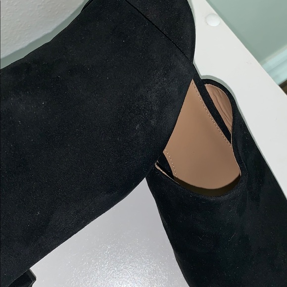 Mules - Picture 7 of 7